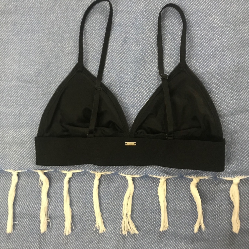 VS PINK unlined bralette - Picture 2 of 5